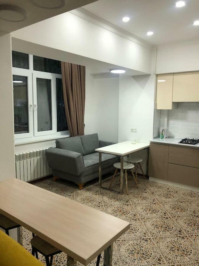 Студия В Центре Ташкента Exterior foto